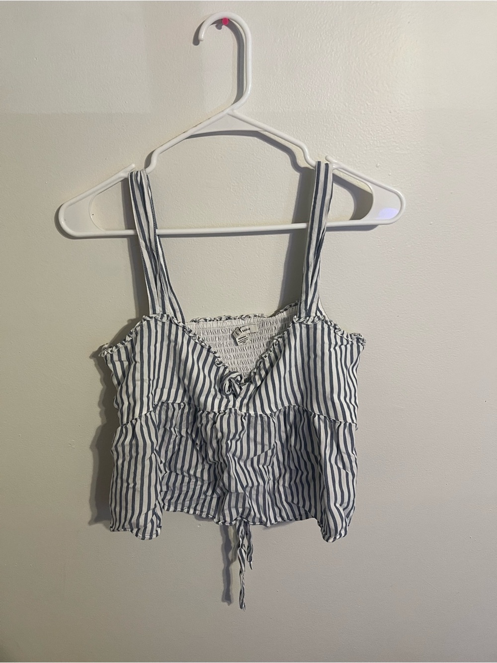 American Eagle Women's Striped Crop Top Size Medium Blue White Strapped Tank Top